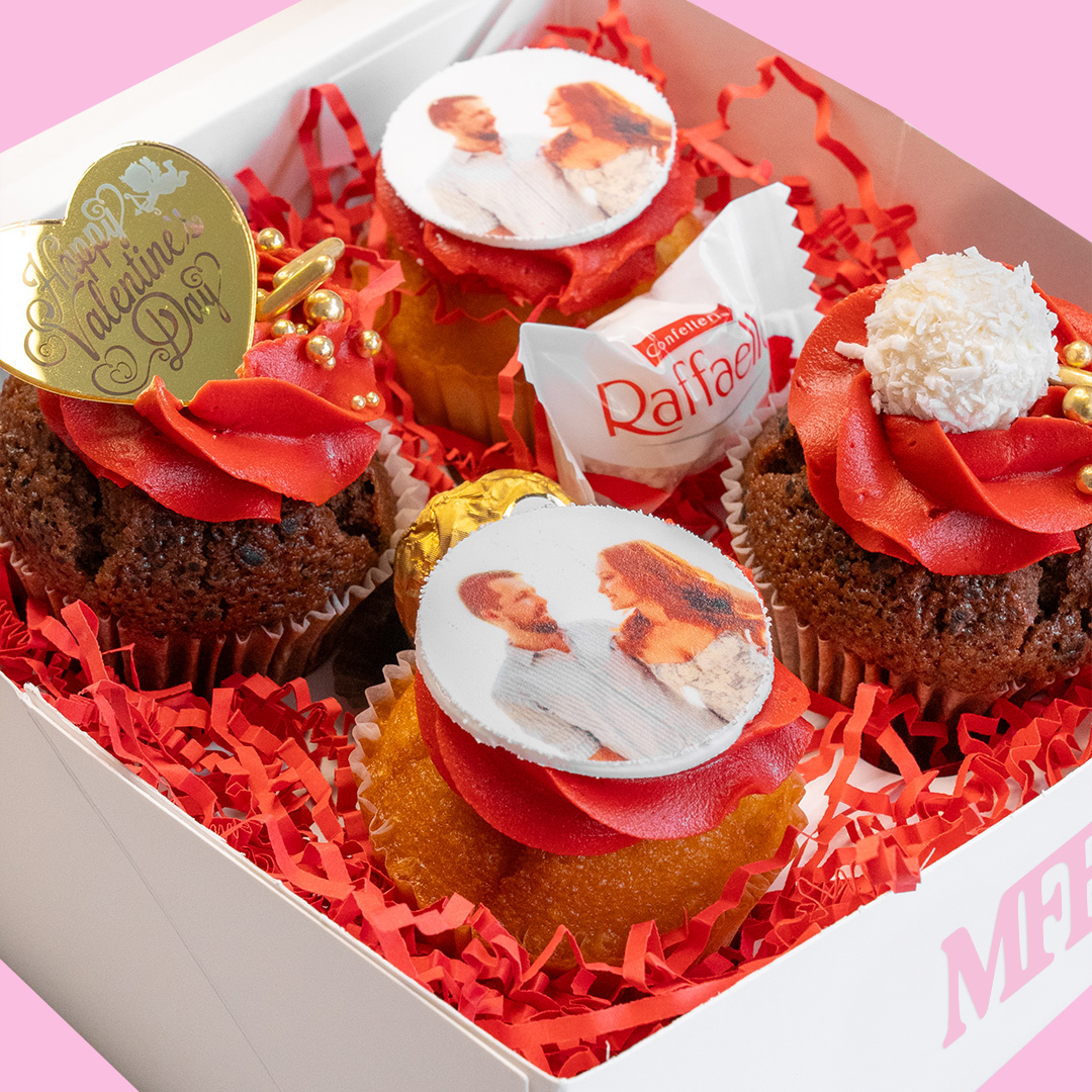 V Day Love Bundle - Cupcakes + Balloon